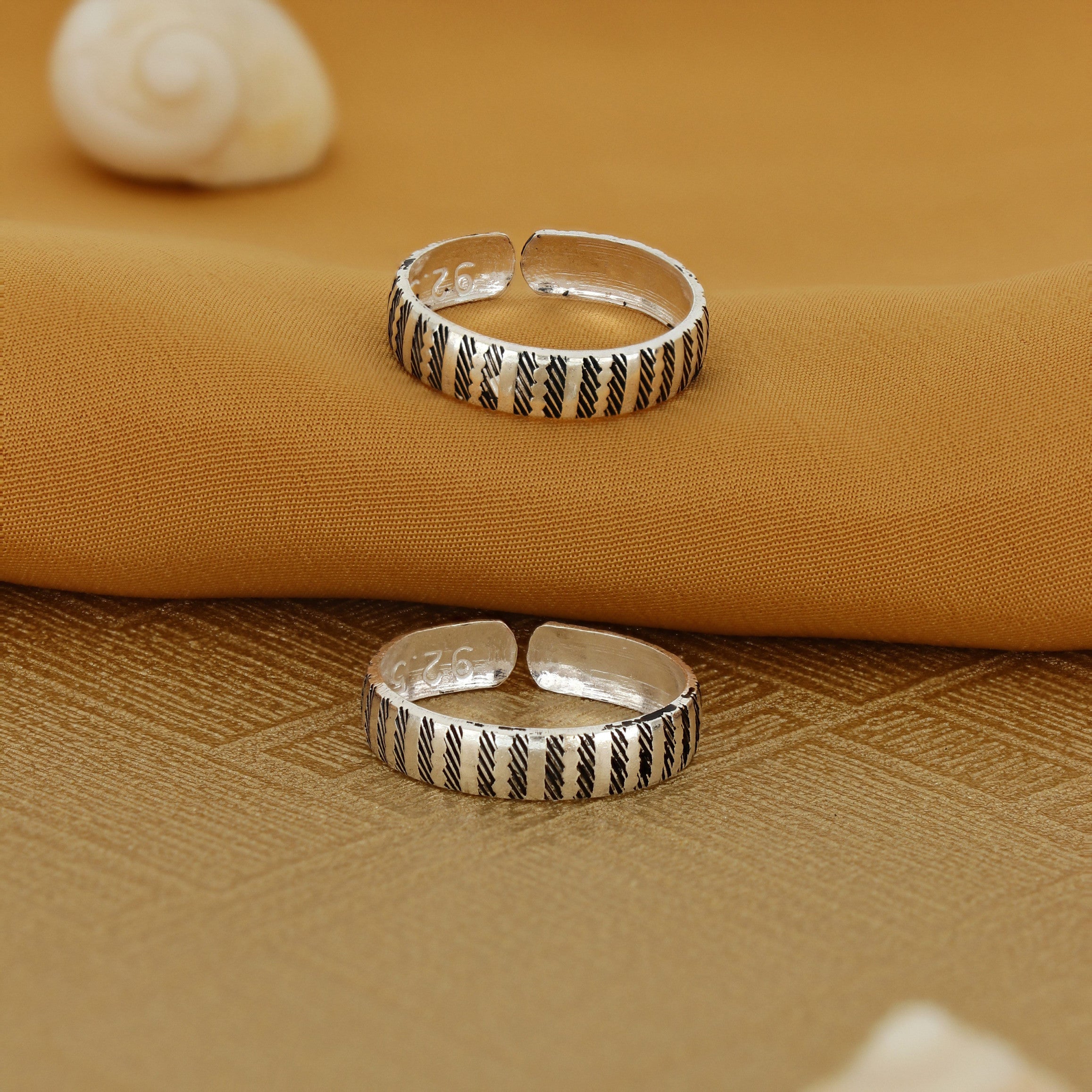 Classic Toe Ring